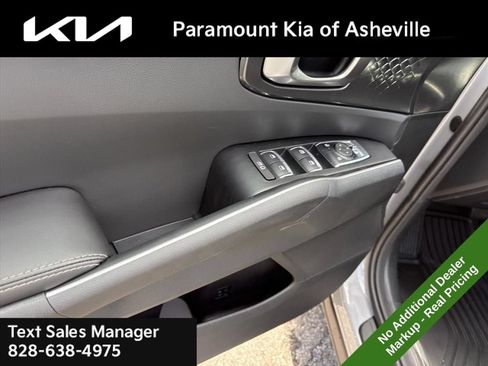 New 2026 Kia Sorento S AWD/4WD image 24