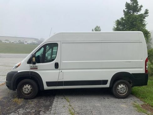 Used 2021 RAM ProMaster 2500 FWD image 5