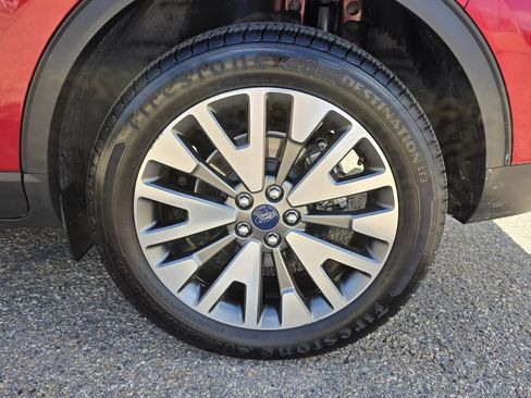 Used 2020 Ford Escape Titanium AWD/4WD image 41