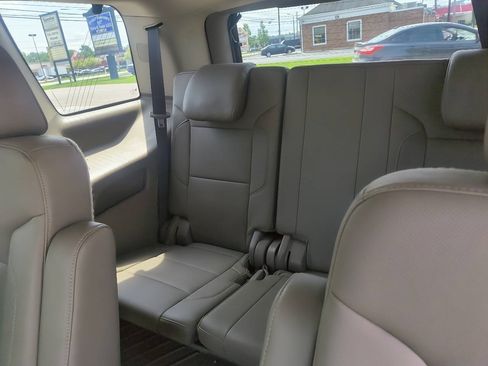 Used 2018 Chevrolet Tahoe Premier AWD/4WD image 21
