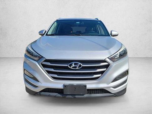 Used 2018 Hyundai Tucson SEL Plus w/ Cargo Package FWD image 2