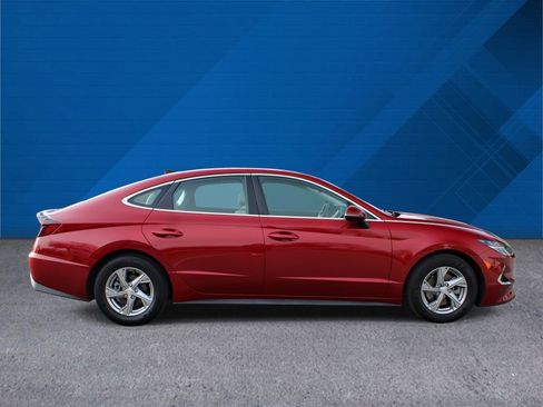 Used 2023 Hyundai Sonata SE w/ Cargo Package FWD image 9