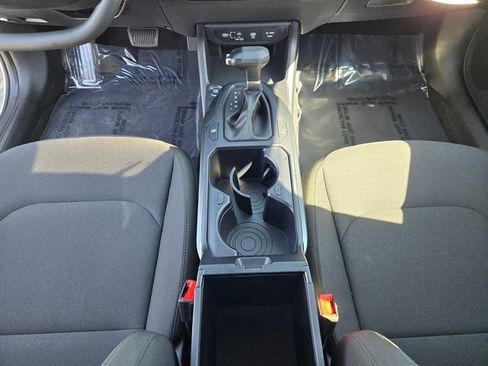 New 2026 Kia K4 LXS image 28