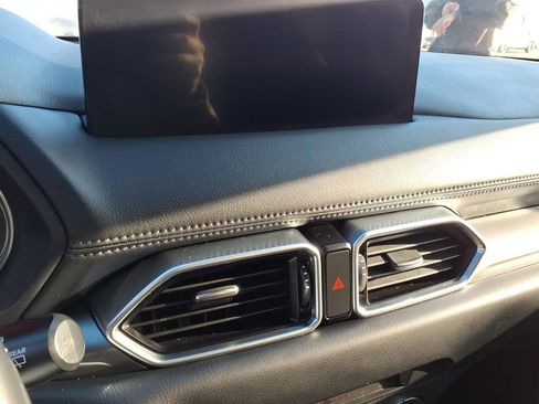 Used 2021 MAZDA CX-5 Touring image 8