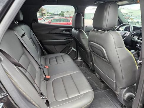 Used 2025 Chevrolet TrailBlazer ACTIV w/ Convenience Package FWD image 19