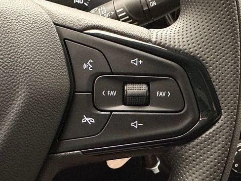 New 2026 Chevrolet Trax LS w/ LS Convenience Package FWD image 11