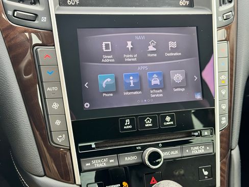 Used 2014 INFINITI Q50 w/ Deluxe Touring Package RWD image 18