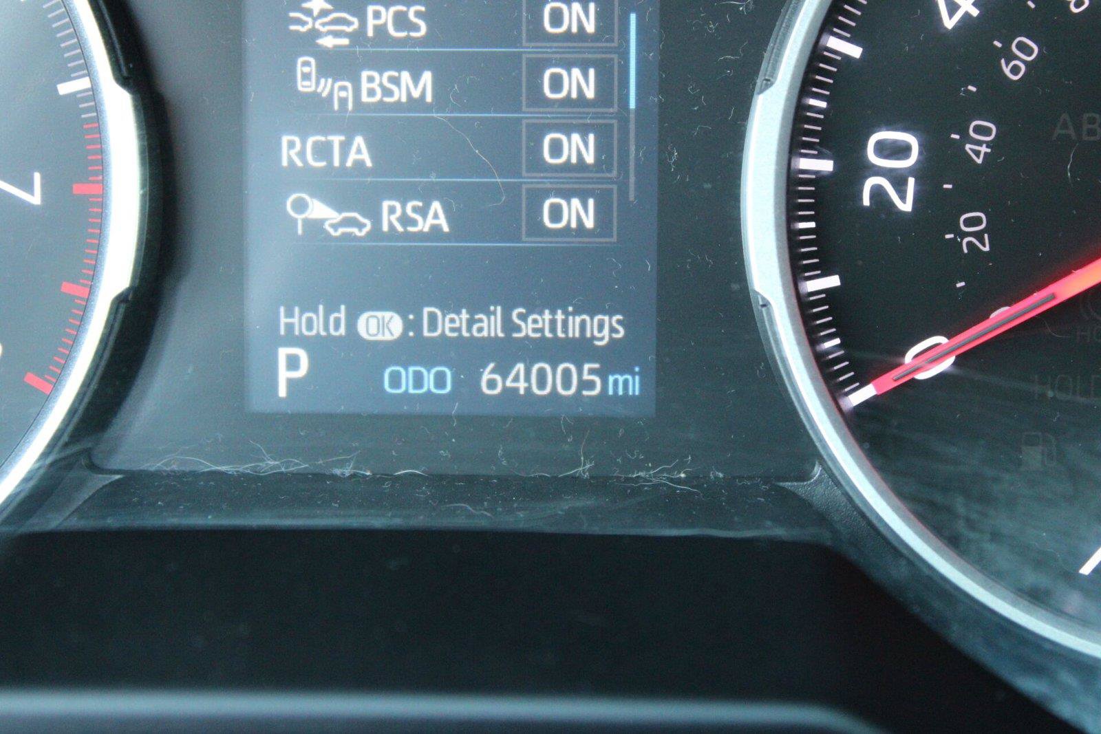 Used 2021 Toyota RAV4 LE AWD/4WD image 28