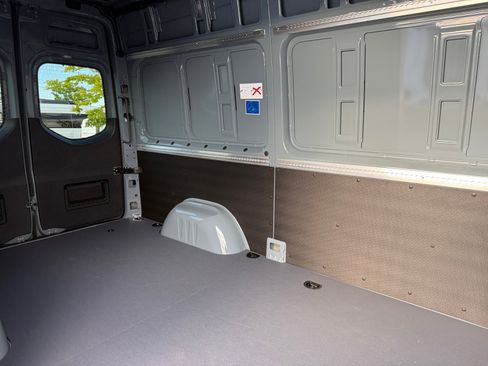 New 2026 Mercedes-Benz Sprinter 2500 image 23