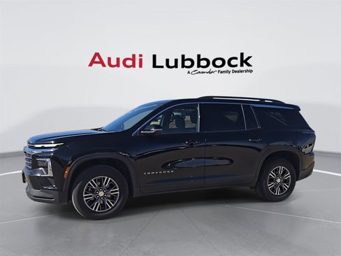 Used 2024 Chevrolet Traverse LT image 5