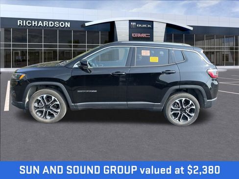 Used 2022 Jeep Compass Limited w/ Sun and Sound Group image 2
