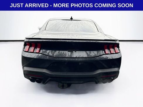 Used 2024 Ford Mustang GT Premium image 7