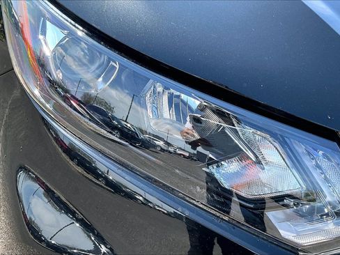 Used 2022 Nissan Rogue Sport SL AWD/4WD image 26