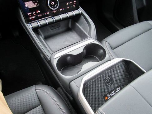 New 2026 GMC Terrain Elevation w/ Elevation Premium Package AWD/4WD image 19