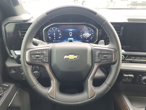 New 2026 Chevrolet Silverado 1500 High Country AWD/4WD image 39