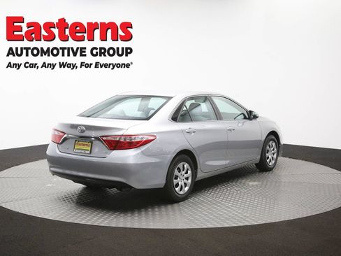 Used 2015 Toyota Camry LE FWD image 39