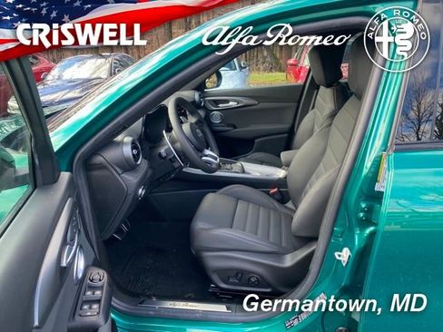 New 2024 Alfa Romeo Tonale Veloce image 19