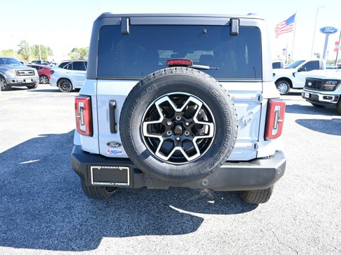 New 2026 Ford Bronco Outer Banks image 4