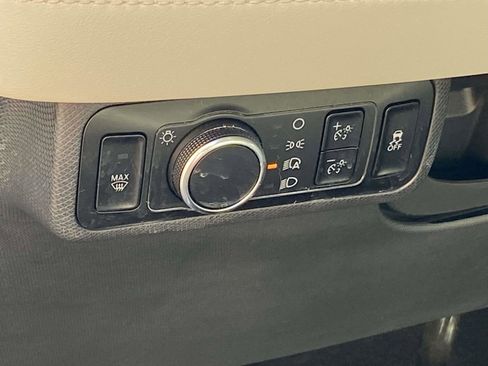 Used 2023 Ford Mustang Mach-E Premium image 16