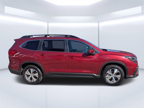 Certified 2024 Subaru Ascent Premium w/ Convenience Package image 2