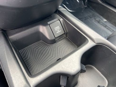 Used 2018 Honda CR-V Touring image 23