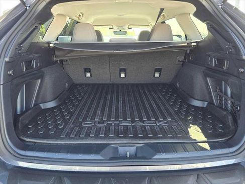 Used 2025 Subaru Outback Premium w/ Popular Package #1A AWD/4WD image 14