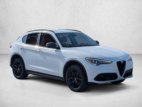 Used 2019 Alfa Romeo Stelvio w/ Nero Edizione image 3