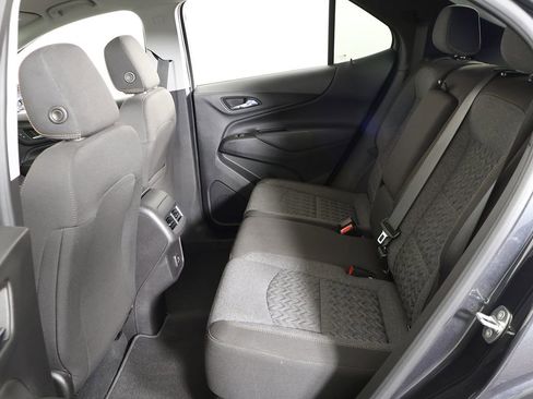 Used 2022 Chevrolet Equinox LT image 33