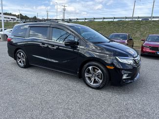 Used 2018 Honda Odyssey Touring video 2