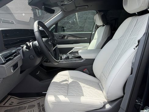 New 2026 Cadillac Escalade IQL Sport 1 w/ LPO, Floor Liner Package image 17