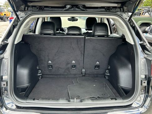 Used 2019 Jeep Compass Latitude image 26