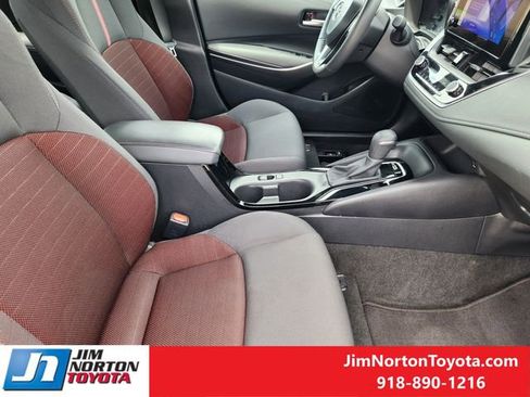 Used 2024 Toyota Corolla SE FWD image 15