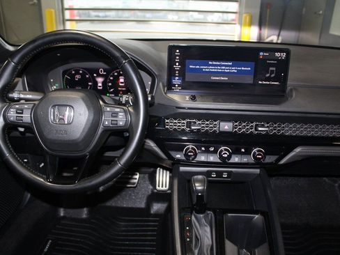 Used 2024 Honda Accord Sport image 19