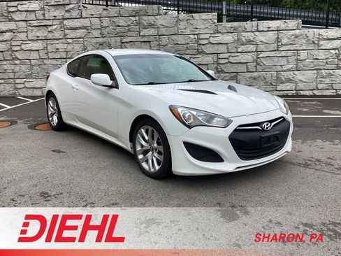 Used 2013 Hyundai Genesis 2.0T RWD image 1