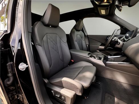 Used 2025 BMW X3 xDrive30i w/ Premium Package AWD/4WD image 22