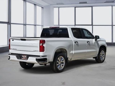 Used 2022 Chevrolet Silverado 1500 Custom image 6