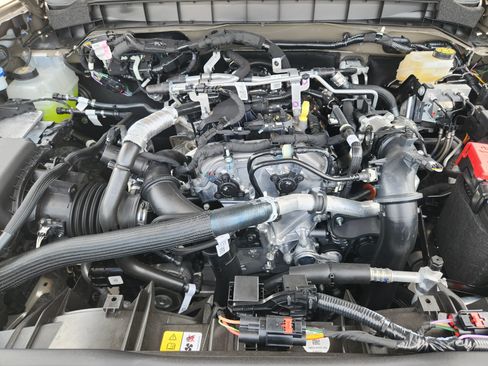 New 2026 Ford Bronco 4-Door w/ Sasquatch Package AWD/4WD image 22