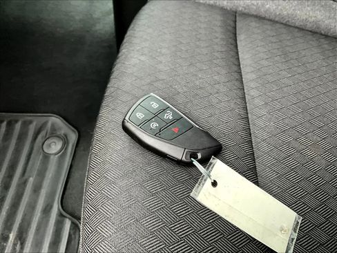 Used 2024 Chevrolet Silverado 1500 LT image 29