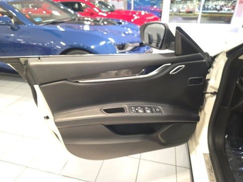 Used 2020 Maserati Ghibli S Q4 image 13