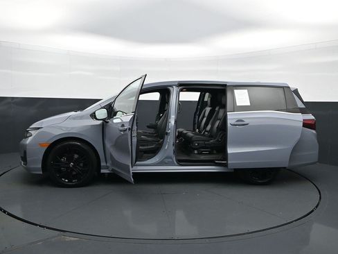 Used 2025 Honda Odyssey Sport-L image 35