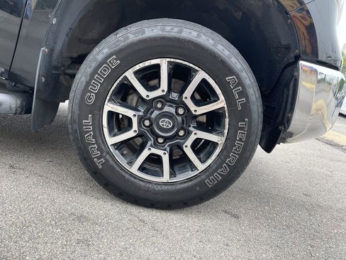 Used 2016 Toyota Tundra SR5 w/ TRD Off Road Package AWD/4WD image 9