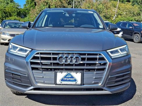 Used 2019 Audi Q5 2.0T Premium Plus w/ Premium Plus Package image 2
