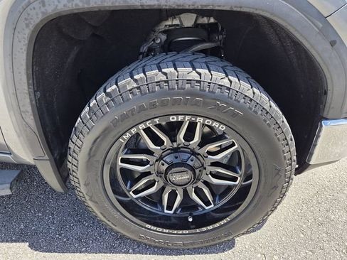 Used 2019 GMC Sierra 1500 SLE w/ SLE Value Package RWD image 9