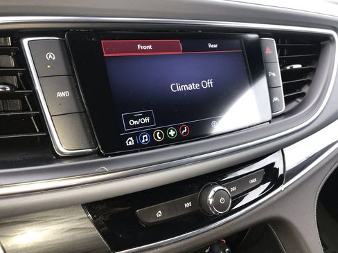 Used 2023 Buick Enclave Essence w/ Experience Buick Package AWD/4WD image 16