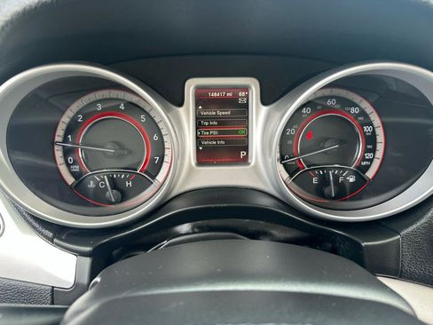 Used 2017 Dodge Journey SXT w/ Comfort/Convenience Group FWD image 18