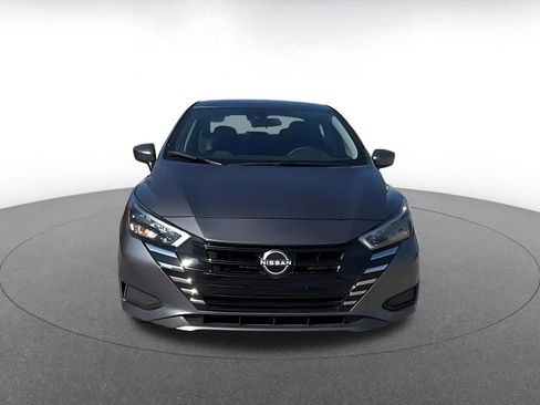 Used 2025 Nissan Versa SV image 3