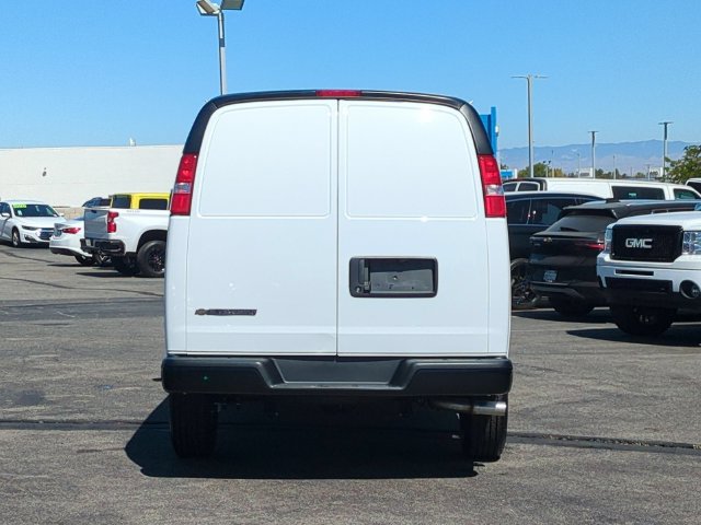 New 2026 Chevrolet Express 2500 RWD image 7