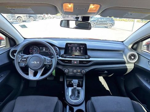 Used 2023 Kia Forte LXS FWD image 12