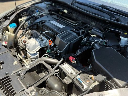 Used 2015 Honda Accord LX image 15