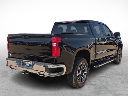 Used 2021 Chevrolet Silverado 1500 LT w/ Z71 Off-Road Package AWD/4WD image 10